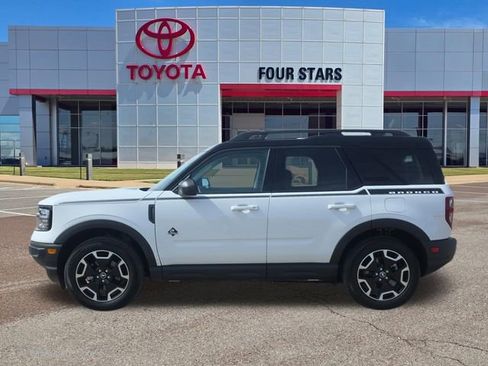 Used 2023 Ford Bronco Sport Outer Banks w/ Tech Package image 1