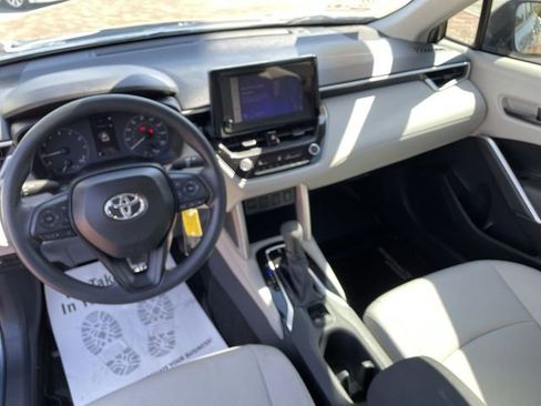 Used 2024 Toyota Corolla Cross L FWD image 18