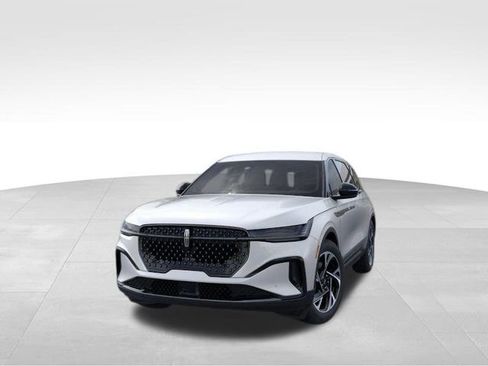 New 2025 Lincoln Nautilus Premier w/ Jet Appearance Package image 24