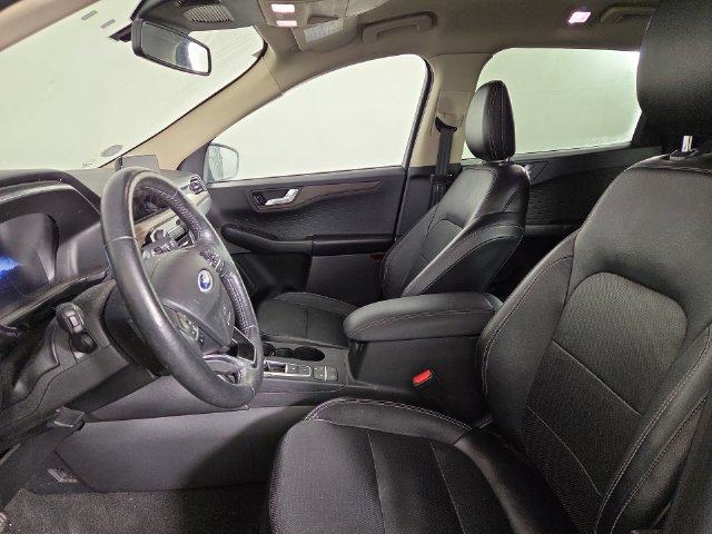 Used 2020 Ford Escape Titanium AWD/4WD image 12