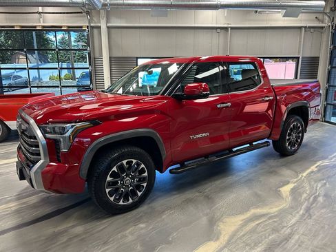 Used 2023 Toyota Tundra Limited AWD/4WD image 35