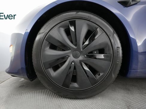Used 2022 Tesla Model S image 17