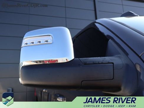 Used 2025 RAM 2500 Laramie w/ Sport Appearance Package AWD/4WD image 15