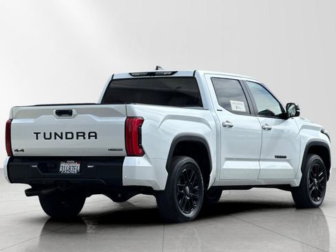 Used 2025 Toyota Tundra Limited image 4