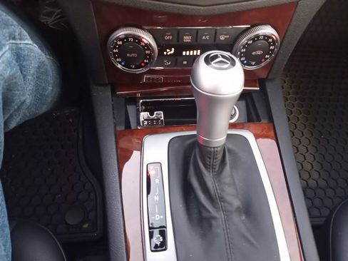 Used 2010 Mercedes-Benz C 300 C 300 image 19