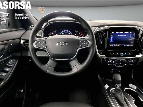 Certified 2023 Chevrolet Traverse Premier w/ Redline Edition AWD/4WD image 5