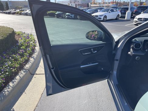 Certified 2025 Mercedes-Benz C 300 4MATIC Sedan image 14