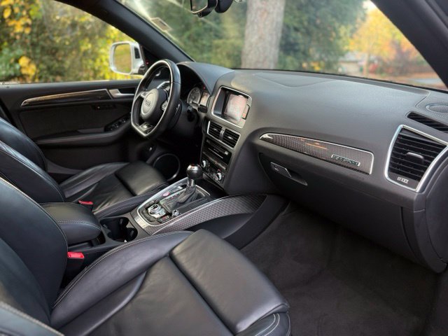 Used 2016 Audi SQ5 Premium Plus w/ Technology Package AWD/4WD image 17