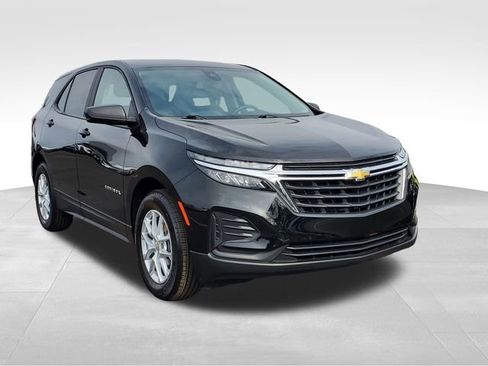 Certified 2024 Chevrolet Equinox LS w/ LS Convenience Package image 7