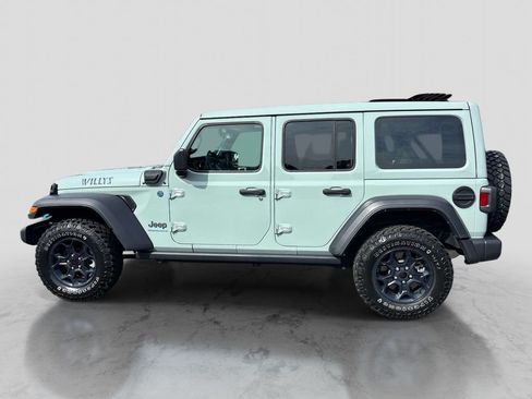 Used 2023 Jeep Wrangler Unlimited w/ Sun & Screen Package AWD/4WD image 2