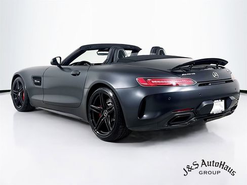 Used 2018 Mercedes-Benz AMG GT C image 5