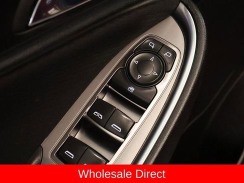 Used 2016 Chevrolet Malibu LT image 10