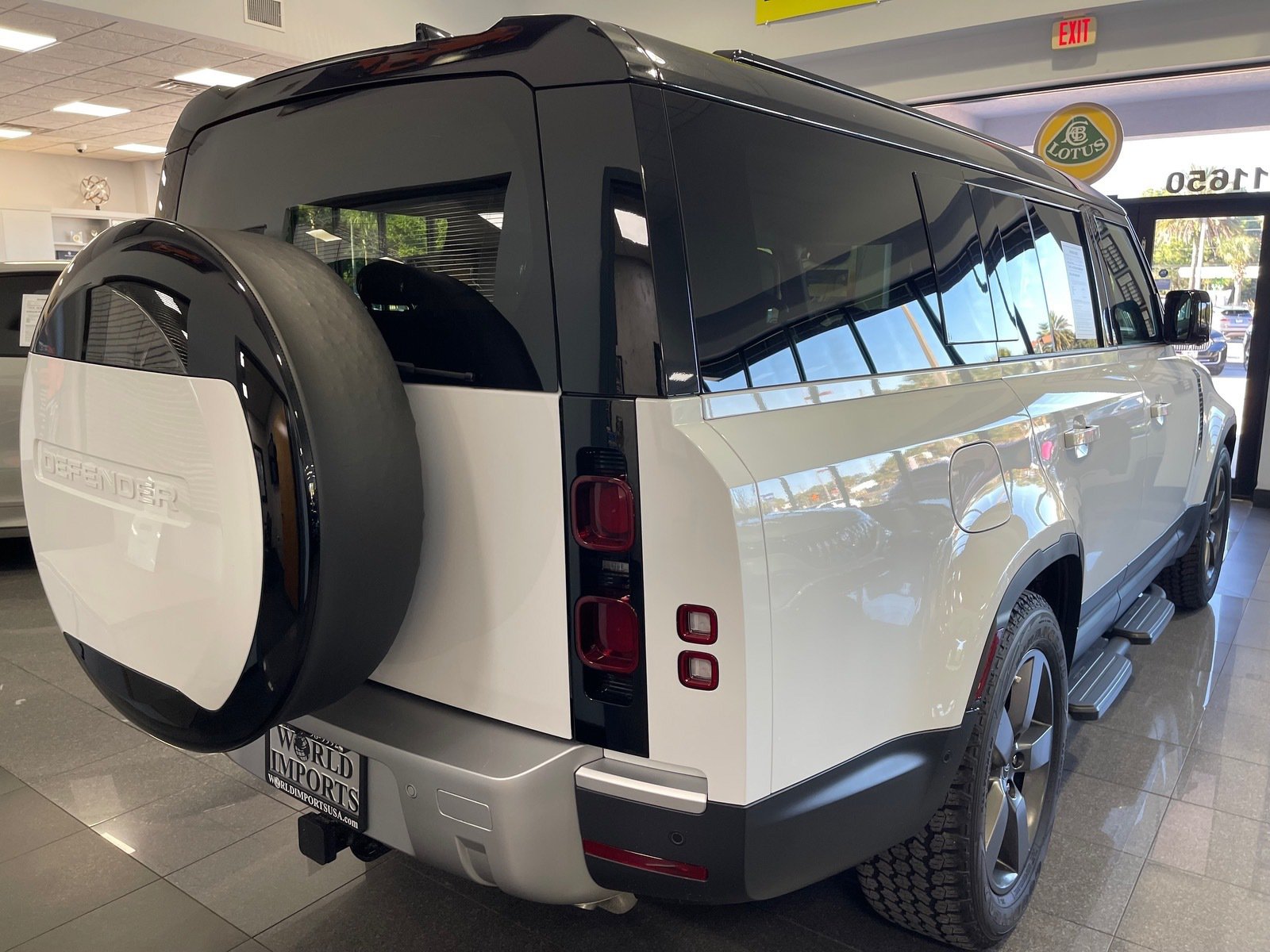 Used 2025 Land Rover Defender 130 S AWD/4WD image 18