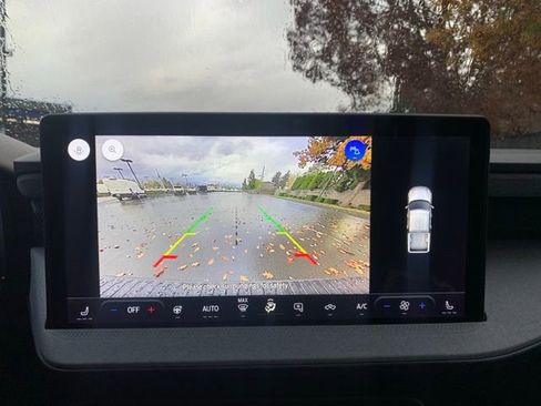 New 2025 Ford Maverick XLT w/ XLT Luxury Package image 17