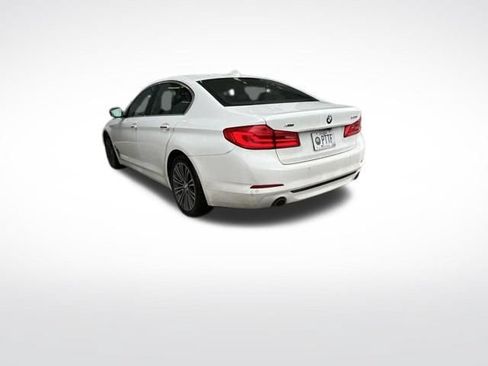 Used 2018 BMW 530i xDrive AWD/4WD image 4