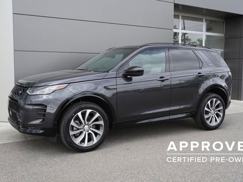 Used 2025 Land Rover Discovery Sport Dynamic SE image 3