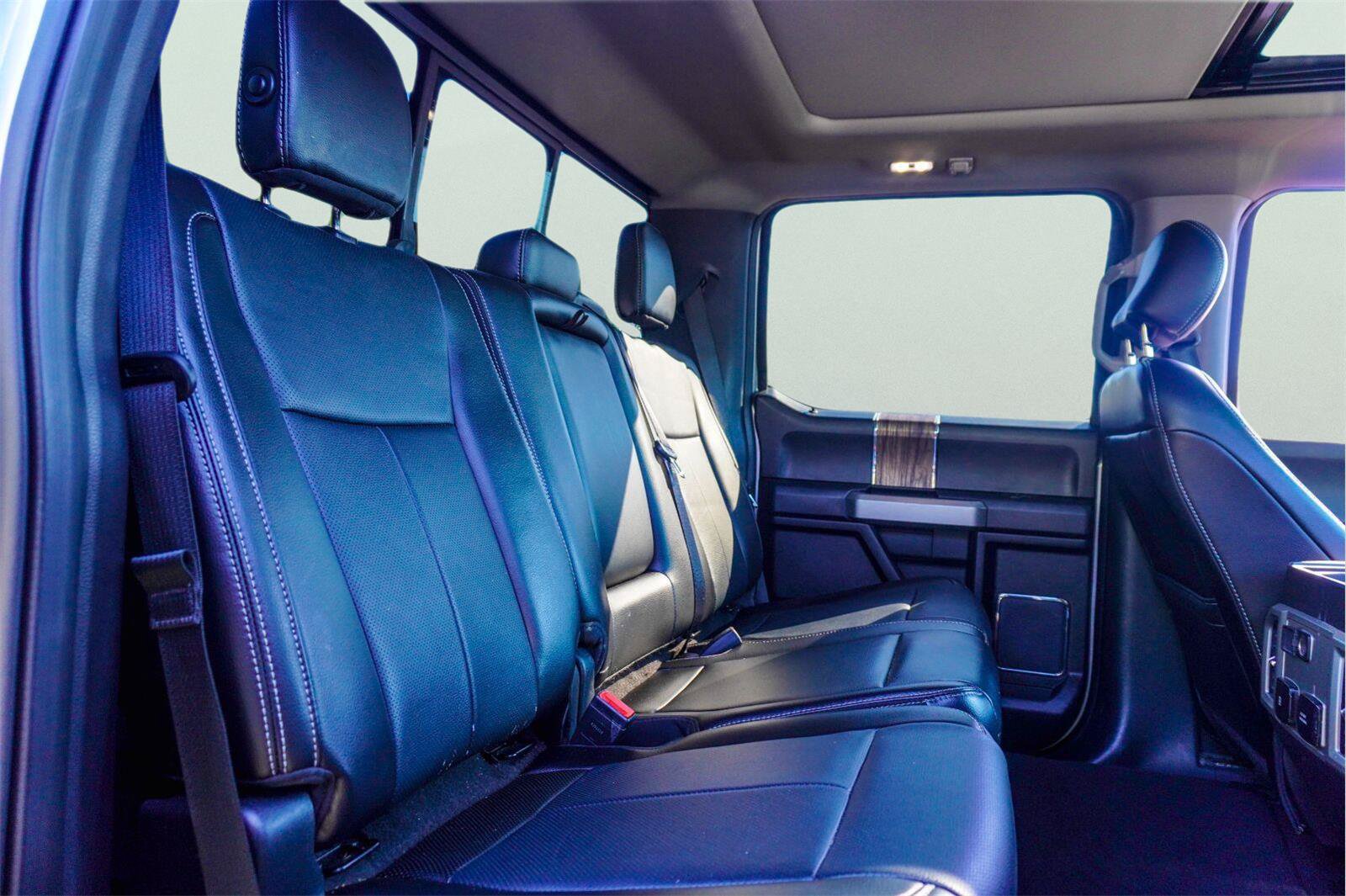 Used 2018 Ford F150 Lariat RWD image 14