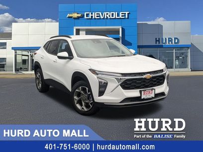 New 2025 Chevrolet Trax LT w/ LT Convenience Package