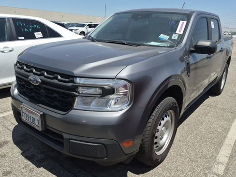 Used 2022 Ford Maverick XL FWD image 2