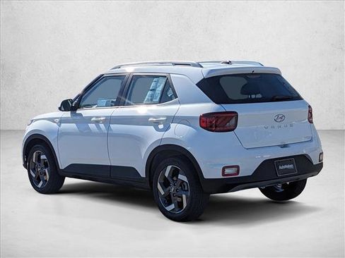 New 2026 Hyundai Venue SEL image 8