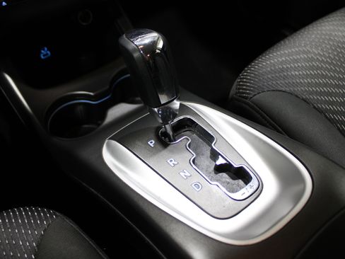 Used 2020 Dodge Journey SE w/ Blacktop Package image 18