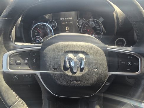 Used 2019 RAM 1500 Big Horn image 12