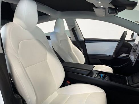 Used 2025 Tesla Model 3 Long Range RWD image 10