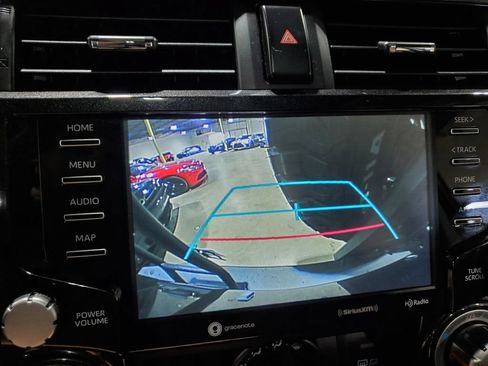 Used 2021 Toyota 4Runner Venture w/ Moonroof Package AWD/4WD image 29