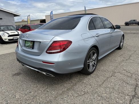 Used 2018 Mercedes-Benz E 300 image 4