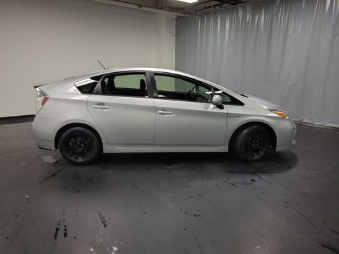 Used 2013 Toyota Prius Three FWD image 9