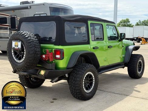 Used 2018 Jeep Wrangler Unlimited Sport S AWD/4WD image 5