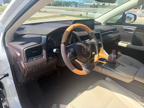 Used 2020 Lexus RX 350 FWD w/ Premium Package image 19