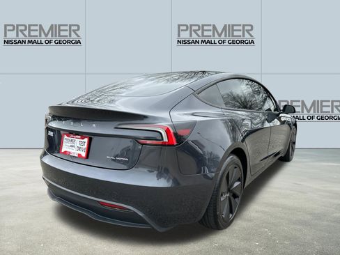 Used 2024 Tesla Model 3 Long Range image 5