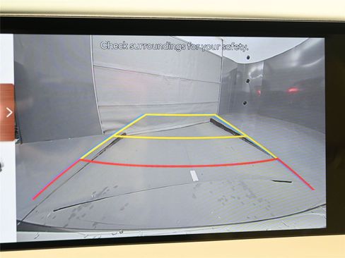 New 2026 Genesis GV70 2.5T Select image 12