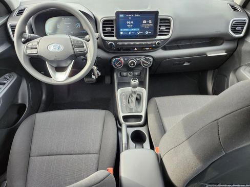 New 2026 Hyundai Venue SE image 12