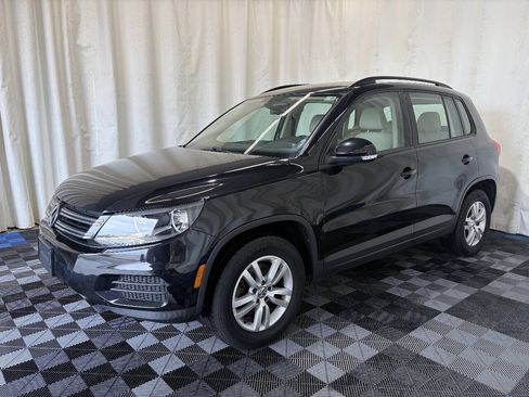 Used 2017 Volkswagen Tiguan S FWD image 2