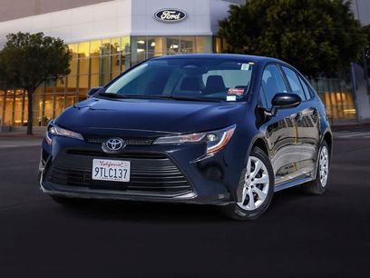 Used 2025 Toyota Corolla LE