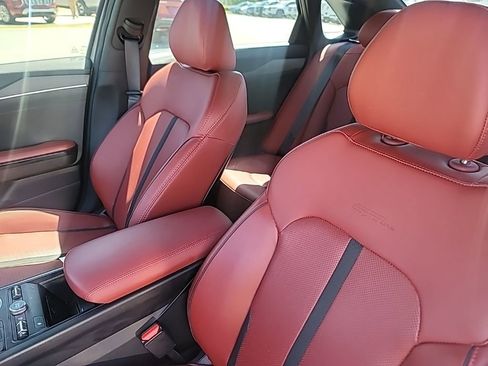 Used 2023 Kia K5 GT-Line w/ GT-Line Premium Package image 9