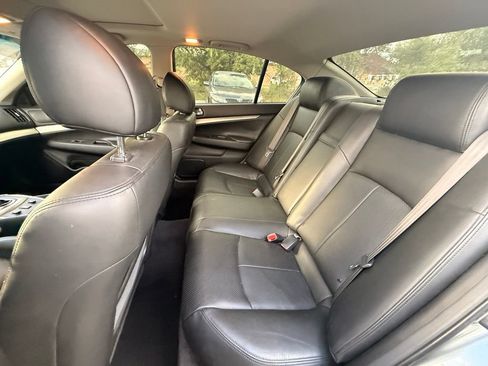 Used 2011 INFINITI G37 x Sedan AWD/4WD image 18