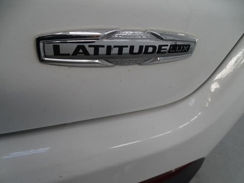 Used 2022 Jeep Compass Latitude w/ Sun and Sound Group image 26