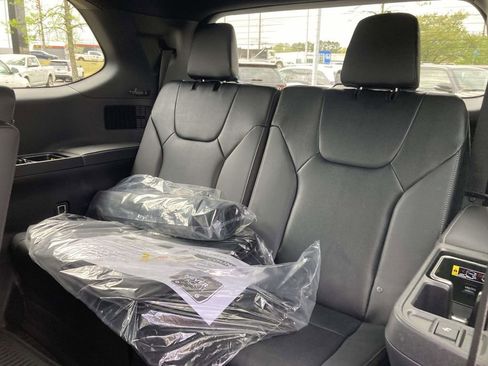 New 2026 Lexus TX 350 AWD image 10