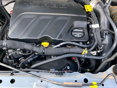 Used 2024 Buick Encore GX Preferred w/ Comfort Package FWD image 33