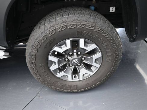 Used 2023 Toyota Tacoma TRD Off-Road AWD/4WD image 13