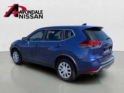 Used 2018 Nissan Rogue S FWD image 3