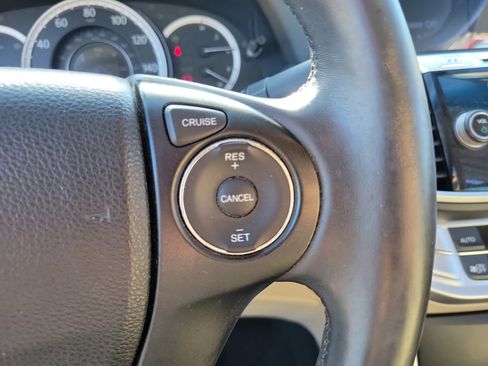 Used 2015 Honda Accord EX-L image 19