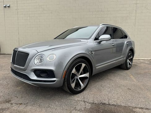 Used 2020 Bentley Bentayga AWD/4WD image 1