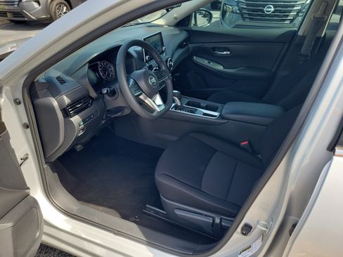 Certified 2023 Nissan Sentra SV w/ All-Weather Package FWD image 11