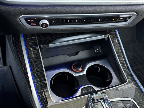 Used 2022 BMW X7 M50i image 20