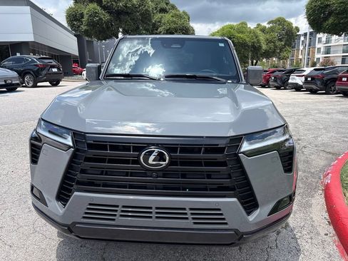 Used 2026 Lexus GX 550 w/ Cold Area Package AWD/4WD image 8