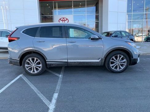 Used 2020 Honda CR-V Touring image 2